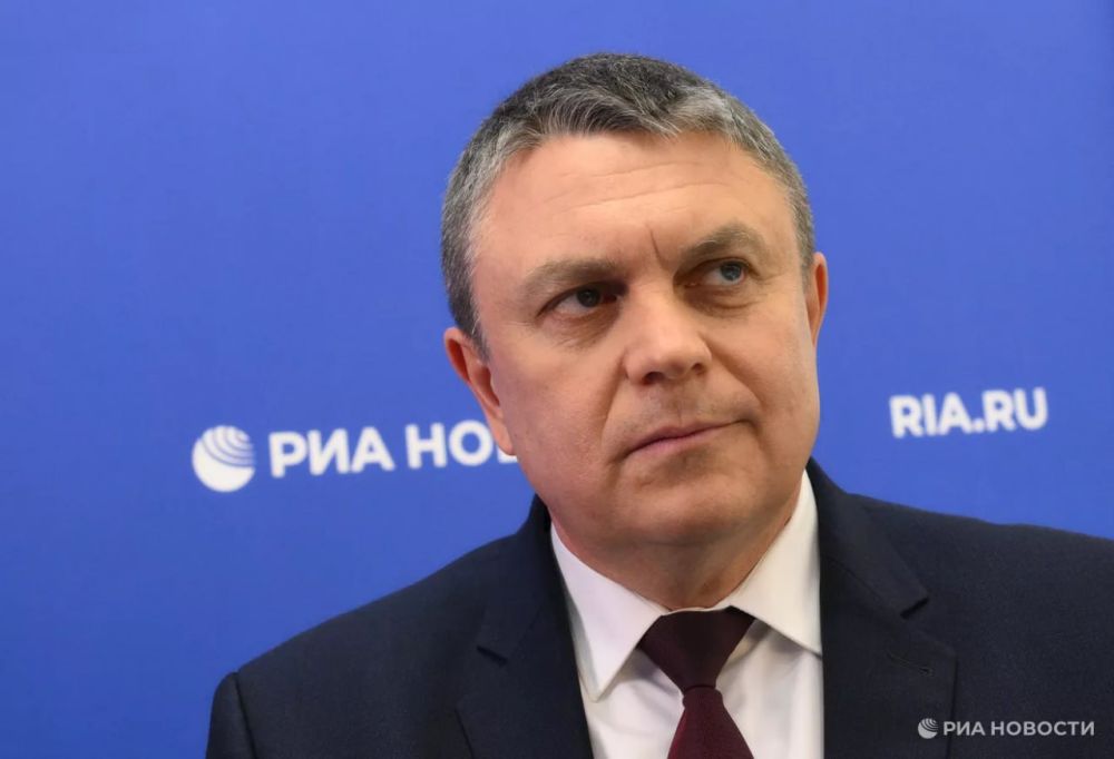 �� ������� ������ ���������� ����� ��� ������� ��������� � 12 ����� ������� �������, �������� �� ������� � ���