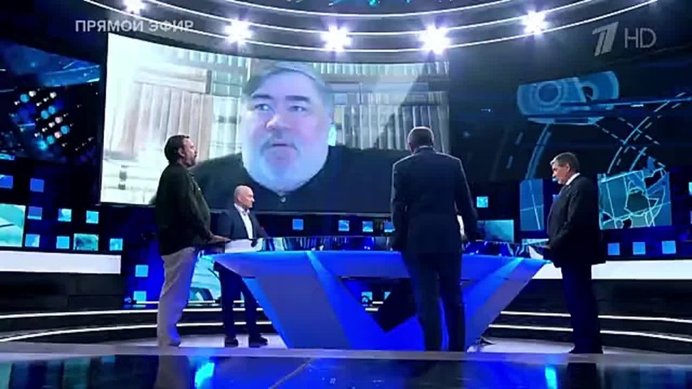 Эксперт Центра военно-политической журналистики Борис Рожин заявил, что российские войска серьезно продвинулись к югу от освобождаемого Сокола в зоне специальной военной операции