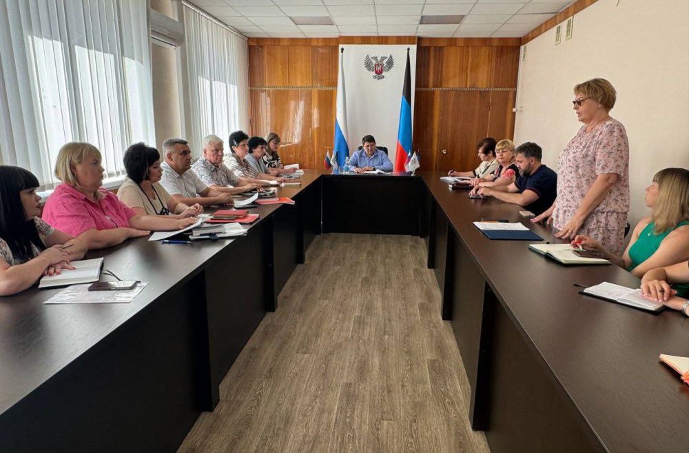 Валентина Харлашка: В Макеевке состоялось заседание политсовета Всероссийской политической партии «Единая Россия»