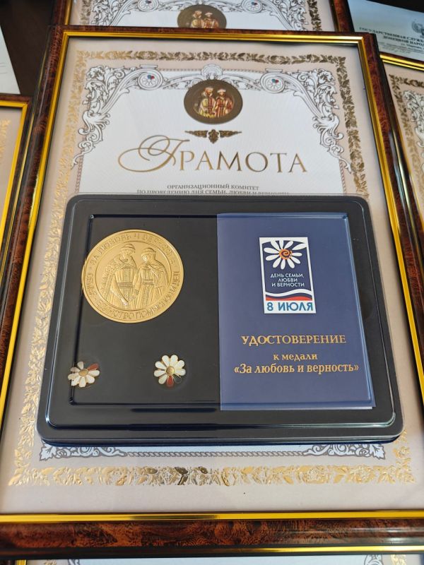 ������ �������: �� ������ � ��������. ���� �����, ����� � �������� ��������� �� ��� ������ (8 ����) ������ ����������� ����� ����� � ��� �������, ������� �������� ���������, ������� ��������� ������������� ����� � �����