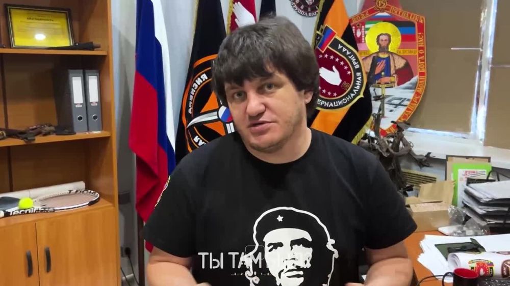 Павел Кукушкин: Поздравления и подарки к Юбилею «Пятнашки» прибыли от Губернатора Челябинской области Текслера Алексея Леонидовича, который постоянно интересуется нуждами бойцов на «передке», и занимается восстановлением разрушенных районов в ДНР