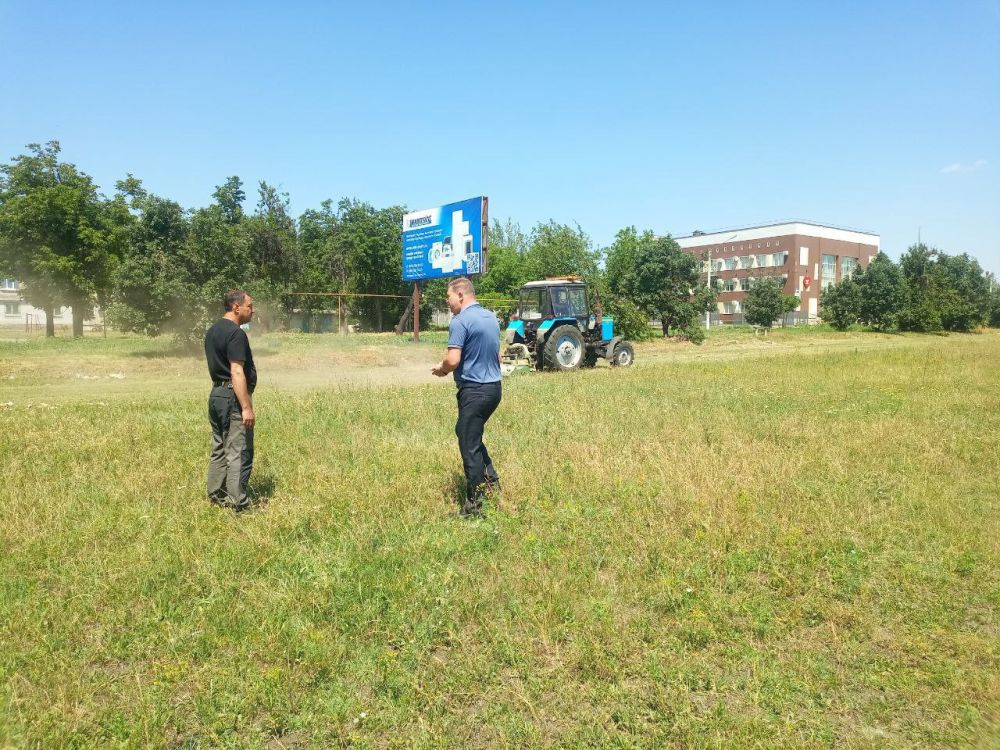 Константин Зинченко: Продолжаю контролировать своевременность покоса сорных и карантинных трав в рамках поручения Главы ДНР Дениса Пушилина