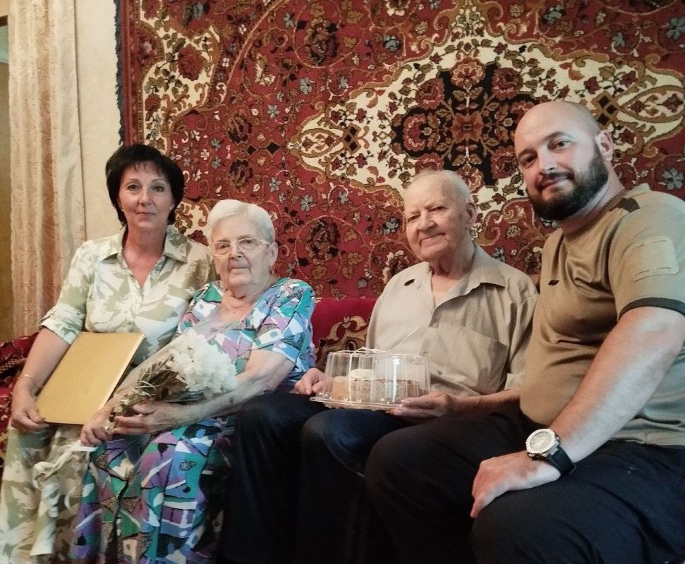 ��������� ��������: 65 ��� �������� ��������� �������