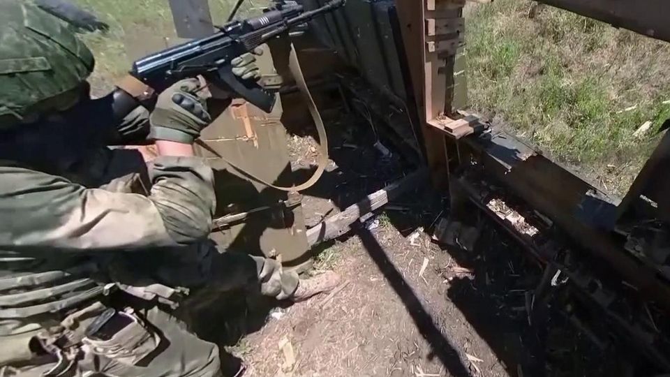 «Опорник взят!» — видео штурма украинских позиций от первого лица