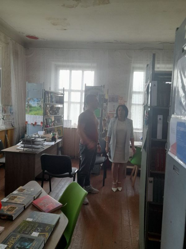 Заместитель главы администрации Волновахского МО Елена Снисаренко провела встречу в селе Николаевка