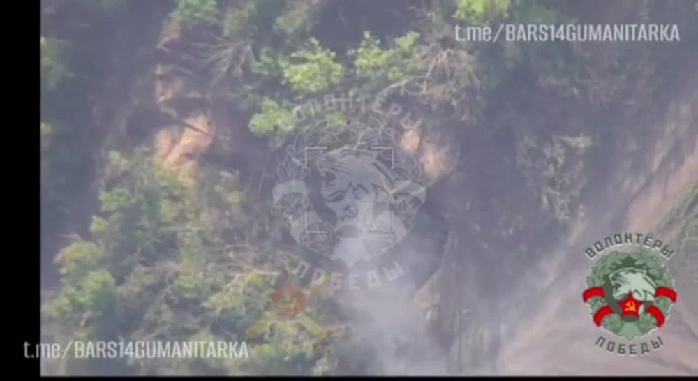 ��������� �������: ������ �������� ������ ���������������� ��������������� ������������ 155-�� ������� M777A2 � ���������� 155-�� ��� AS-90 ���������� 238-� ��������� (���������) �������������� ������� �� ����������� �����������