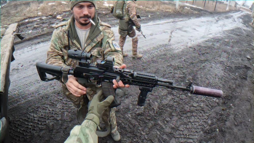 Битва в полном окружении!