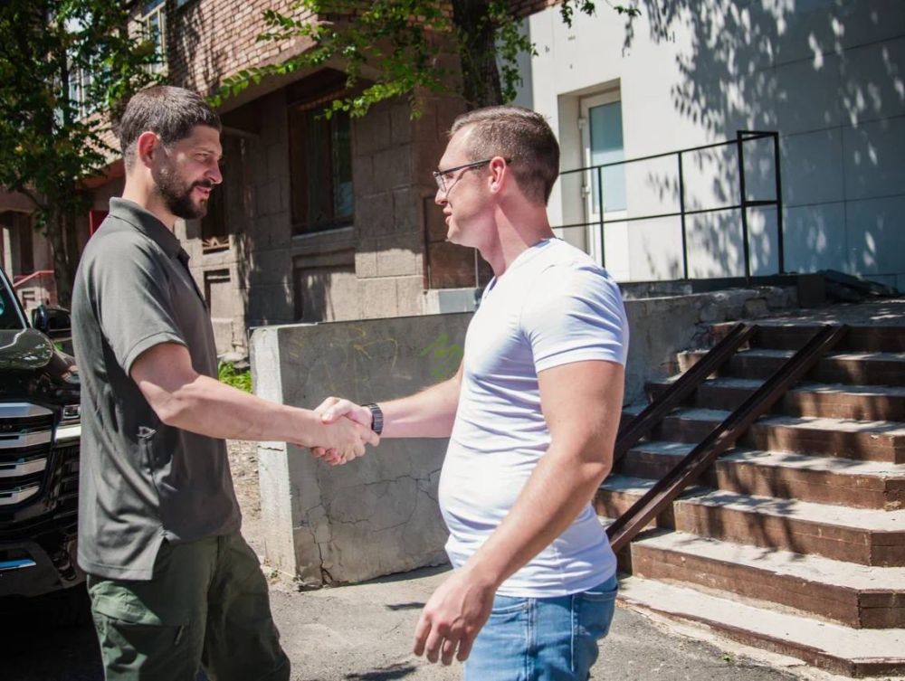 Александр Волошин: В ходе рабочей поездки в регион вместе с Министром здравоохранения ДНР Дмитрием Гарцевым (@GD_MZ_DNR) посетил детскую поликлинику