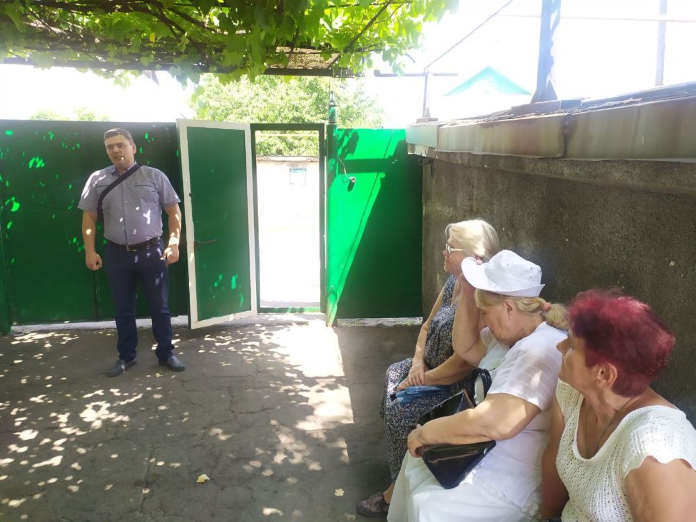 ������� �������: �������, 15 ����, ����� ��������, ����������� ����� ������������� ���������� ������ ����� ������ ������� � ���������� �� ����������� ��. ���� ������ � ��. ����������