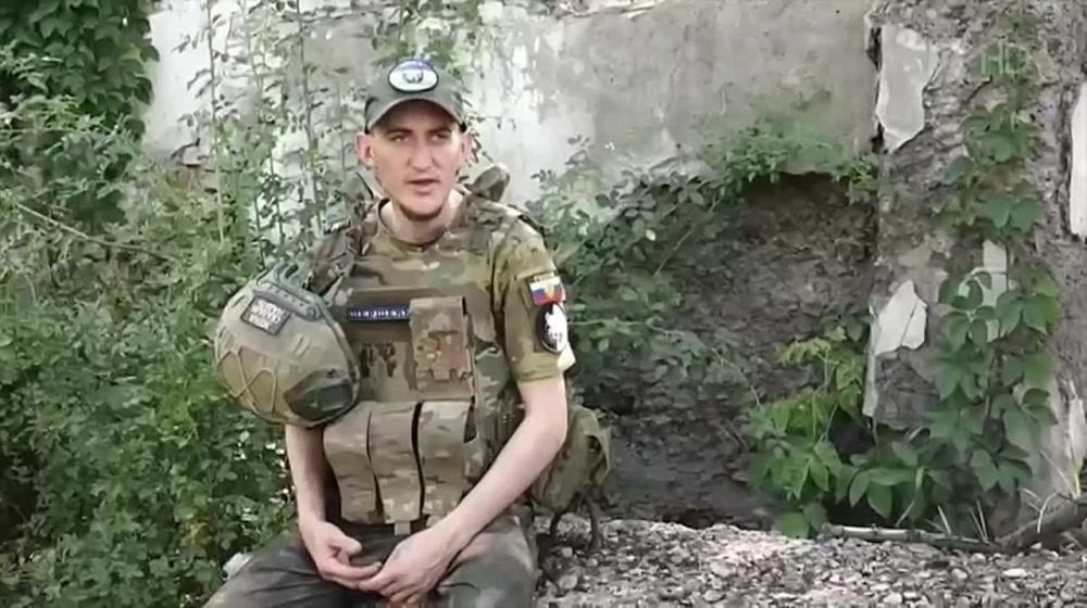 Борис Рожин: Наш репортаж от @DKulko про того самого десантника, который в Часове Яре штурмовал квартиру через балкон