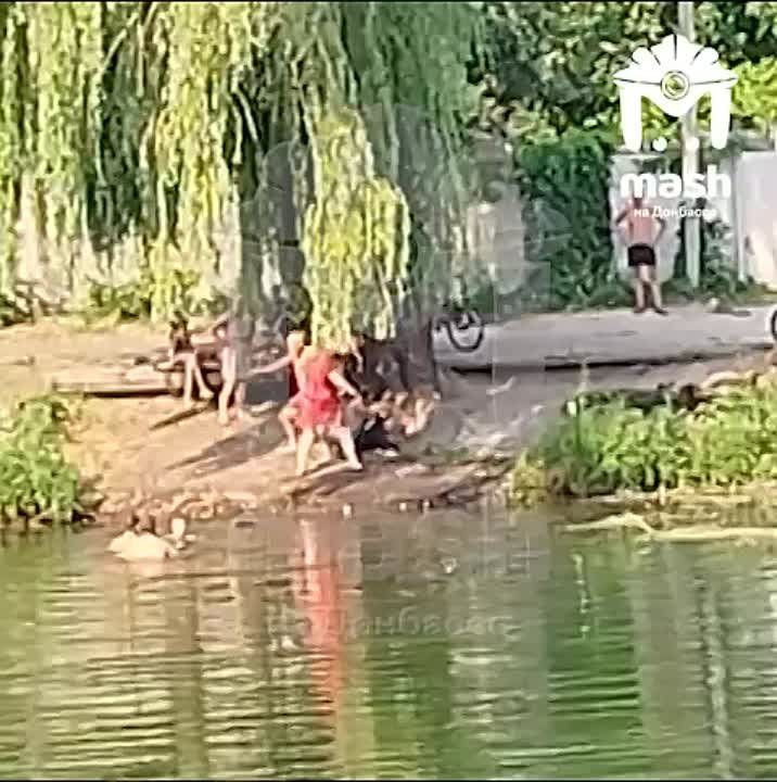 �������� ������ ����������, ������� ������������� ����� � ������ �� ������ � �������