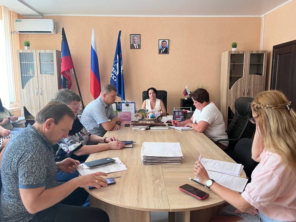 Сегодня, 19 июля, во главе с заместителем главы администрации Волновахского муниципального округа по социальным вопросам -...