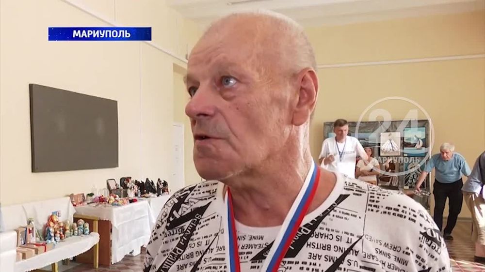 Мариупольские ветераны спорта сразились в турнире по шахматам с молодежью