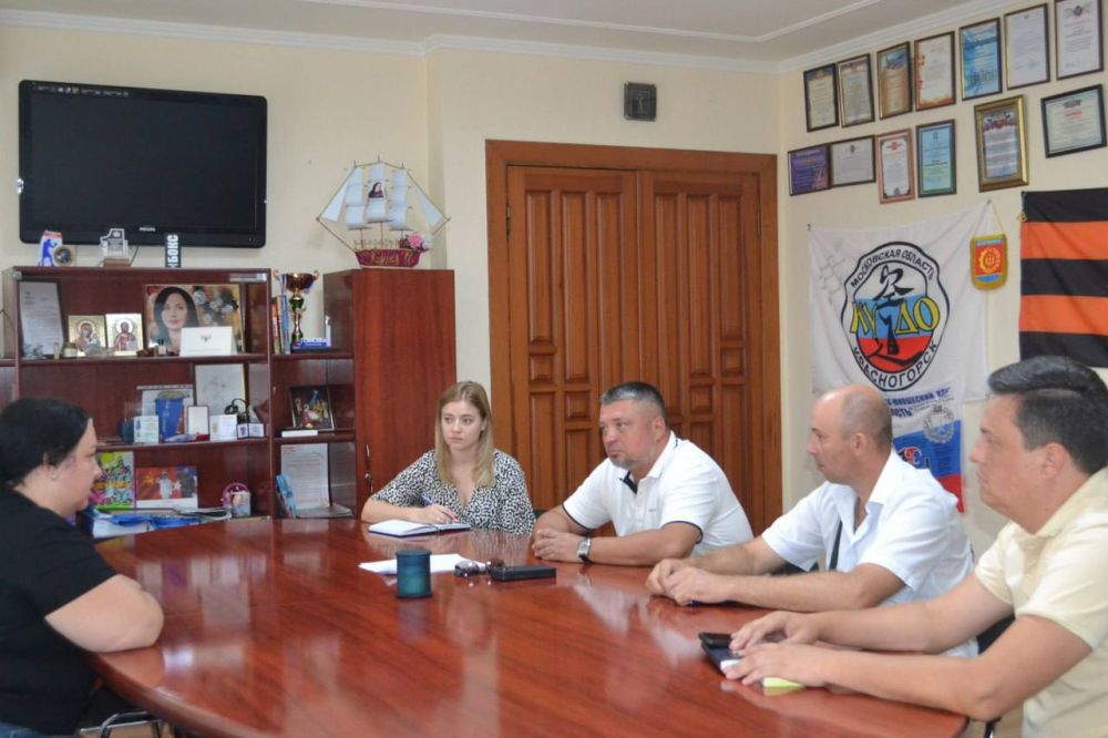 �������� ������: ������ � ������ ������������ ������ ���������� ������� ������� ������� � ������� ��������, ����������� ���������� ��� ��� ������������������λ