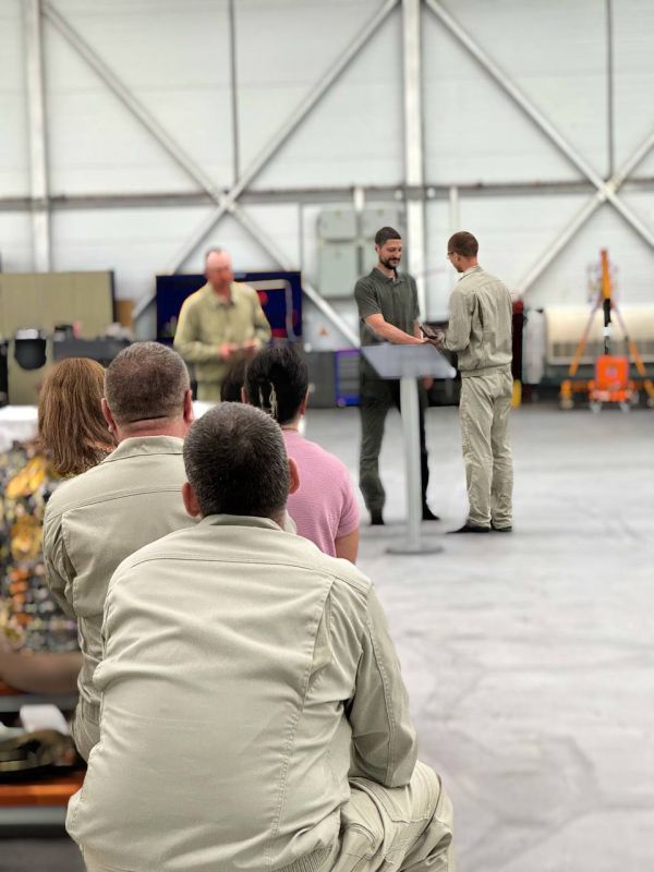 Александр Волошин: Почётное награждение. Провел награждение медалями «За храбрость» IVстепени, Почетными грамотами и...