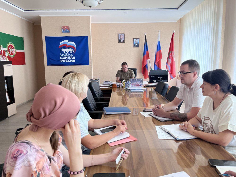 Константин Зинченко: Провел совещание по вопросу ликвидации МУП администрации Волновахского района «Донкоммунхоз»