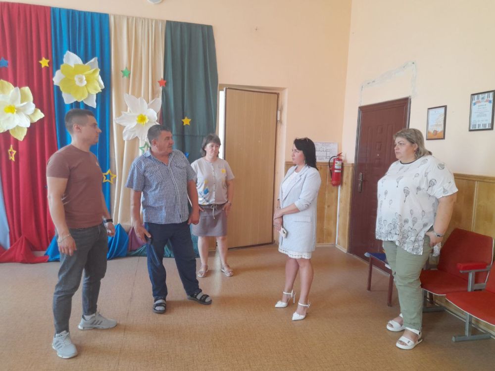 В Волновахе состоялось встреча с трудовым коллективом