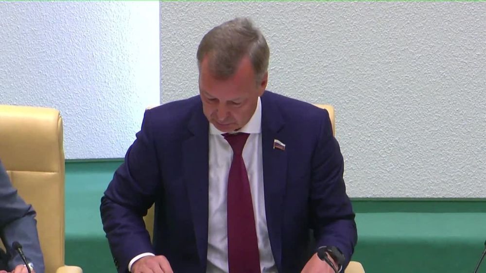 Александр Волошин: Сегодня состоялось завершающее весеннюю сессию заседание Совета Федерации