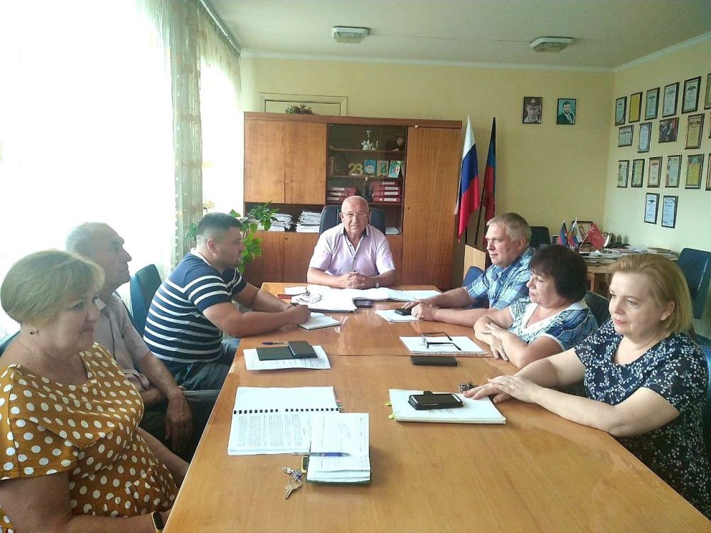 ������� ���������: �������, 2 �������, ������ ����������� ������������ ������ ����������� ���������������� ������...