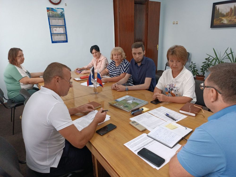 ������� �������: �������, 6 �������, ������ ����������� ��������� �� ������� �������� � �������� ������������ ����� � ������������� ����������� ������������� ������������� ������