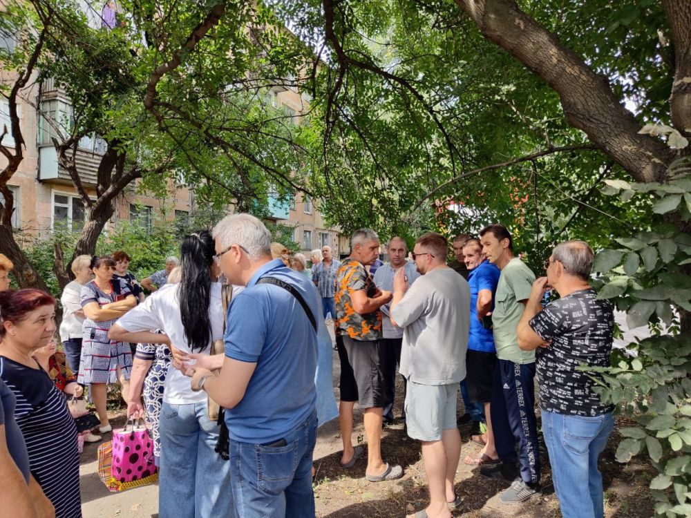 Сегодня, 6 августа, состоялась совместная встреча заместителя главы администрации городского округа Торез Александра...