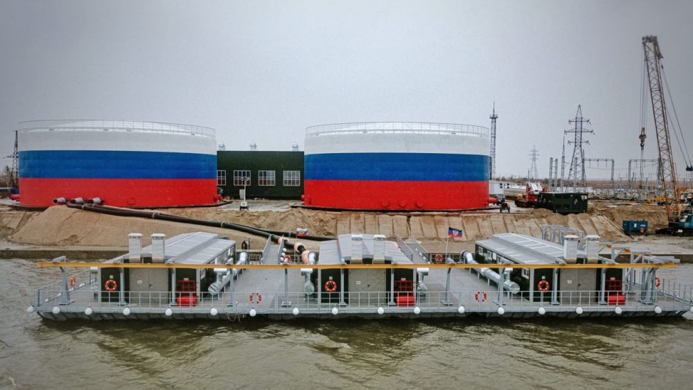 Поступает много жалоб по вопросам, связанным с подачей воды: в некоторых районах не соблюдаются графики ее подачи, где-то не хватает напора для обеспечения водой жителей верхних этажей многоквартирных домов