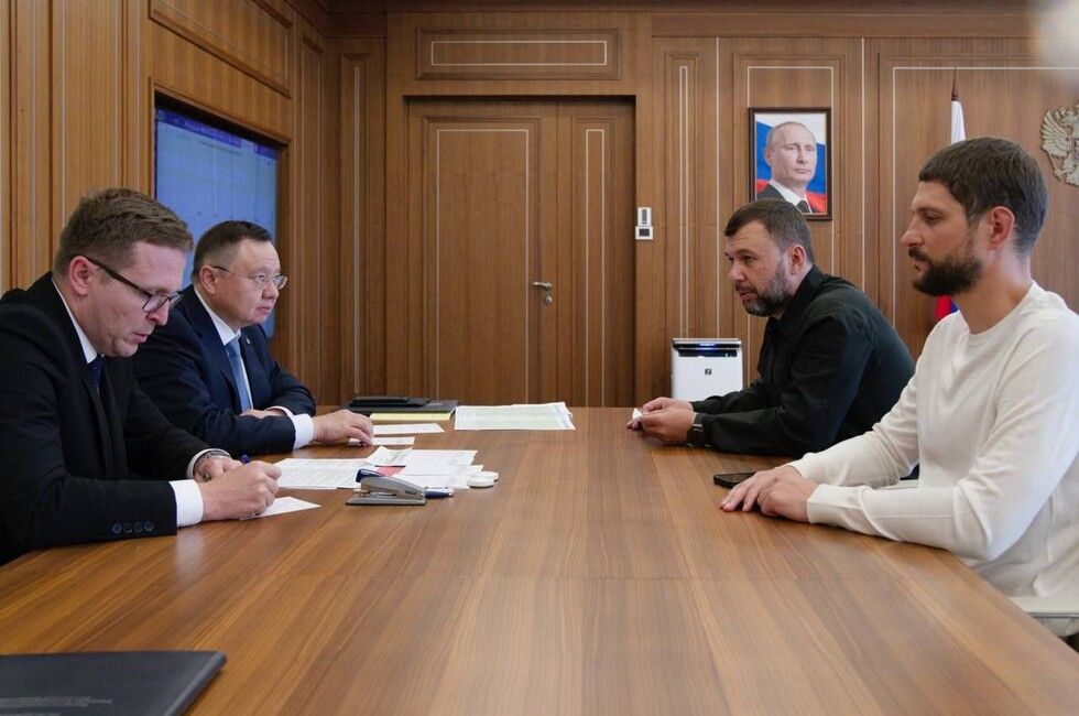 Пушилин обсудил с Иреком Файзулиным вопросы жилищного строительства ДНР
