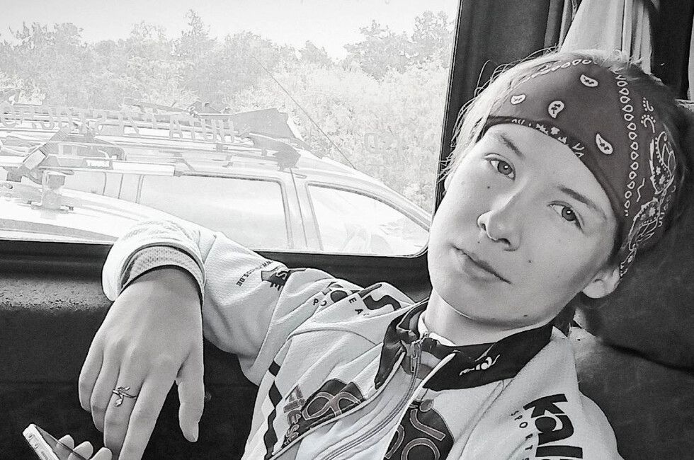 Умерла девочка-велосипедист, пострадавшая при наезде грузовика на спортсменов