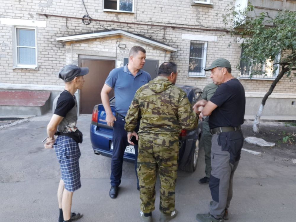 Константин Зинченко: По поручению Главы ДНР Дениса Пушилина провел выездную встречу в Волновахе для выяснения ситуации с водоснабжением