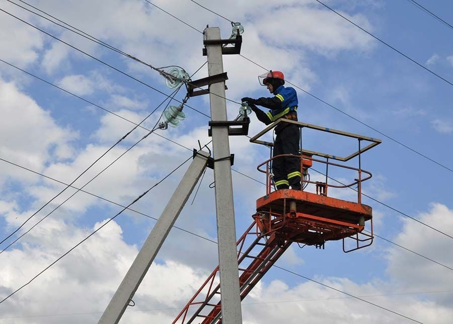 �� ��������� �� ���� 14 ������� � ���������� ���������� 220 ���������������� ����������