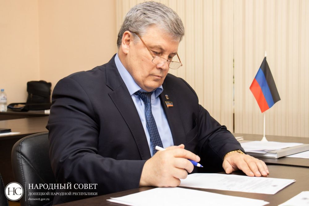 ���� �����������: ������� �� ��������� �������� �� ������������������, ��������, ������ � ��������� �������� �� ���������� ������, ������������ �� ������ ������ �����������