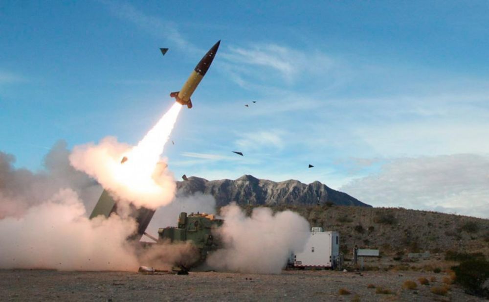 ��������� �������: ��� ���������� ����������� 6 ����������-����������� �������������� ����� MGM-140B ATACMS Block IA �� ���������� ������ ����������