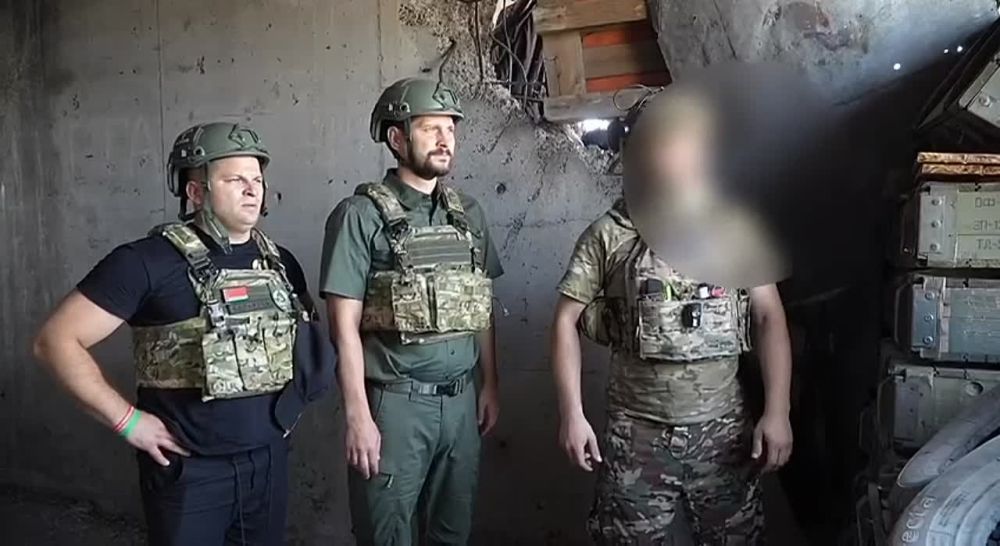 Александр Волошин: Вместе с первым секретарем Центрального комитета белорусского республиканского союза молодежи, членом Совета Республики Беларусь Александром Лукьяновым (@aslukyanau) навестили наших бойцов в Донецком аэропорту