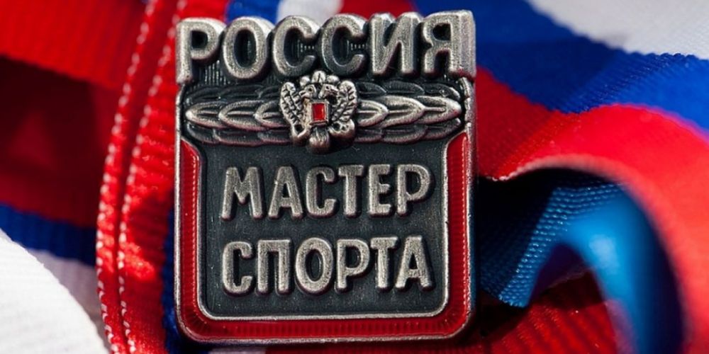 Министерством молодежи, спорта и туризма ДНР 29 августа подписан приказ о приравнивании к спортивному званию «мастер спорта России» по плаванию Ольге Медведевой