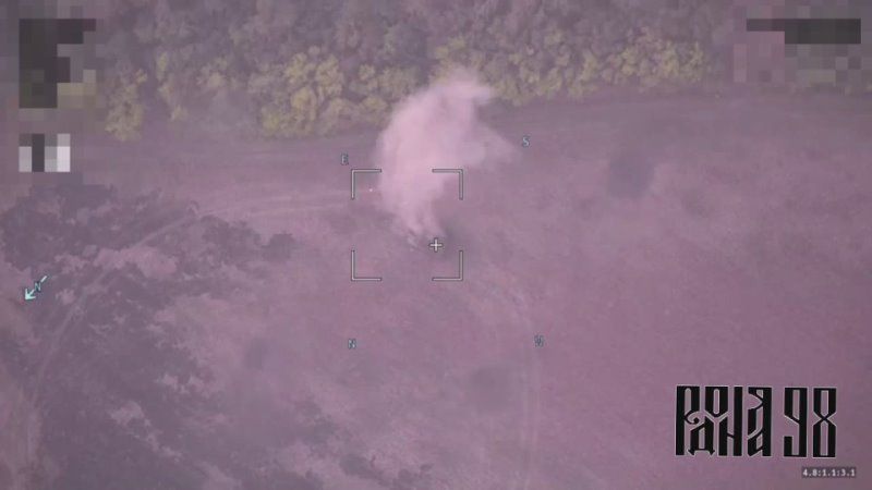 Борис Рожин: Уничтожение самоходной гаубицы "Krab" польского производства барражирующим боеприпасом "Ланцет" 98 гв вдд в районе н.п