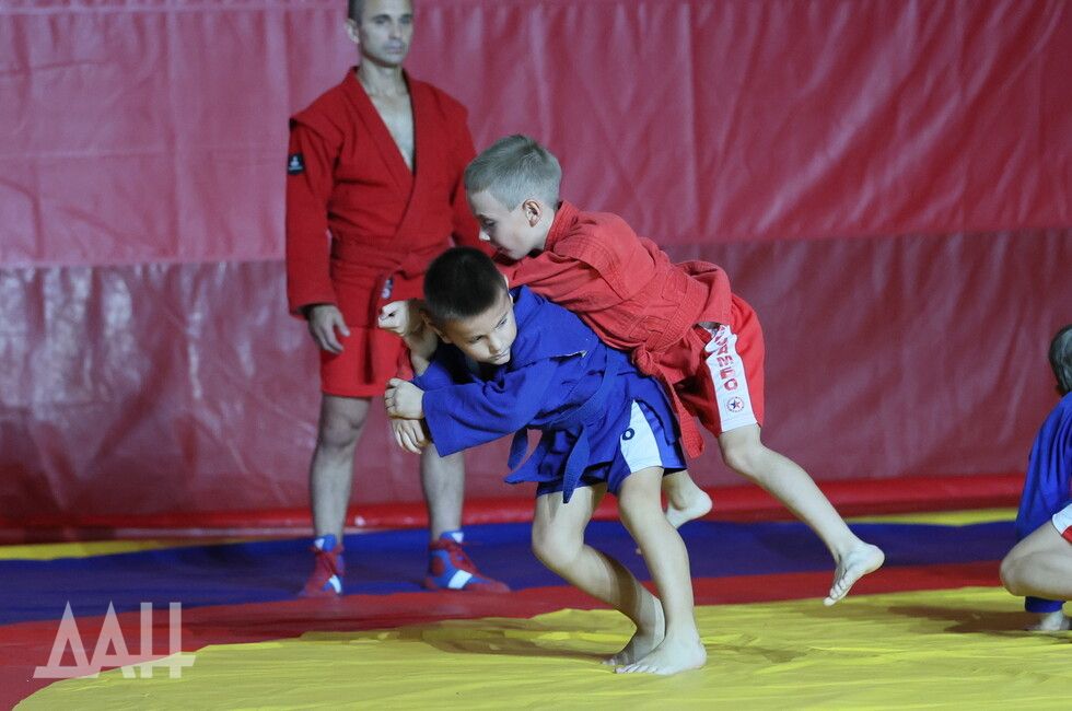 � ������� ������ ��������� �����������, ����������� ������ ���������� ����������