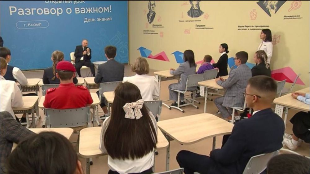 Александр Волошин: Президент ответил на вопрос школьников о запрете вейпов