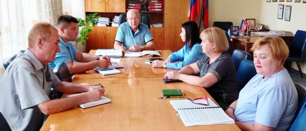 ������� ���������: �������, 4 ��������, ������ ����������� ������������ ������ ����������� ���������������� ������...