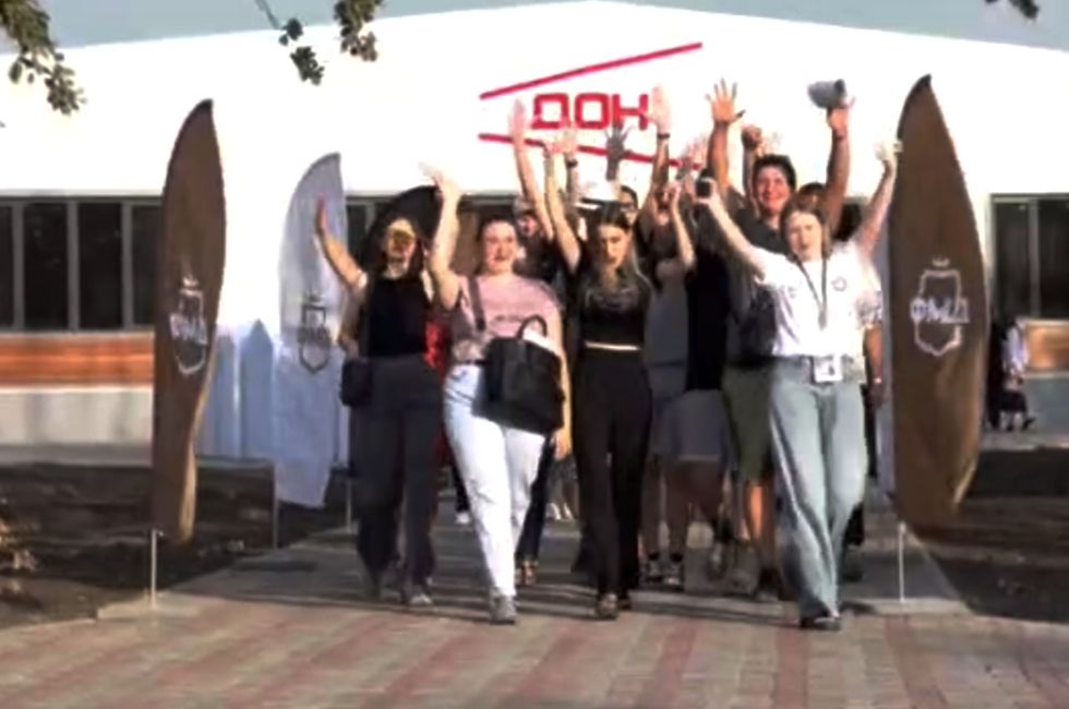 ����� ������ �������� �������� ���������� 250 ������� �� ��������, ������������� � ������