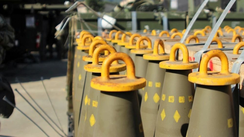 ВСУ обстреливают освобожденную Новогродовку в ДНР кассетными боеприпасами