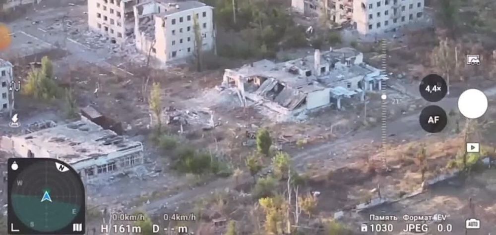 Борис Рожин: А вот и первые кадры наших штурмовиков уже непосредственно в Угледаре