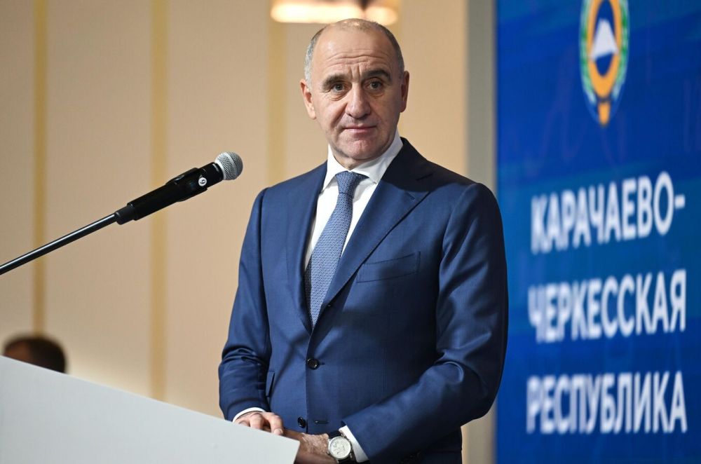 Темрезов поздравил жителей с Днем воссоединения новых регионов с Россией