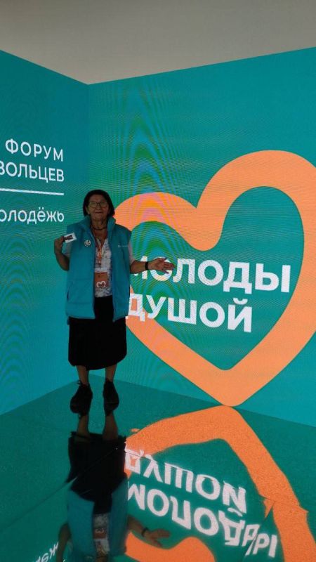 Василий Ткачук: Председатель совета организации ветеранов Калининского района городского округа Донецк Тамара Гордиенко...