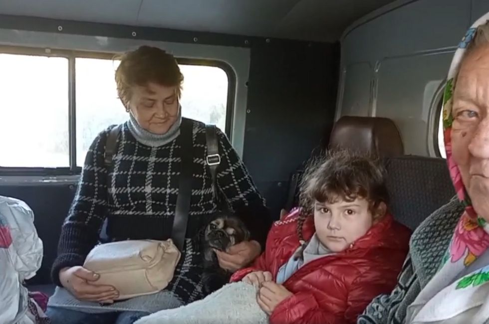 «Хотели, чтобы сгорели живьем». Страшные истории эвакуированных о зверствах ВСУ