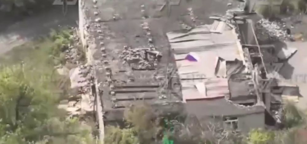 Борис Рожин: Российский флаг в селе Михайловка (у восточных окраин Селидово)