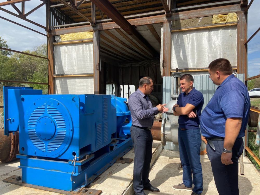 Гендиректор "Воды Донбасса" Андрей Григорьев посетил обновленную насосную станцию в Енакиево