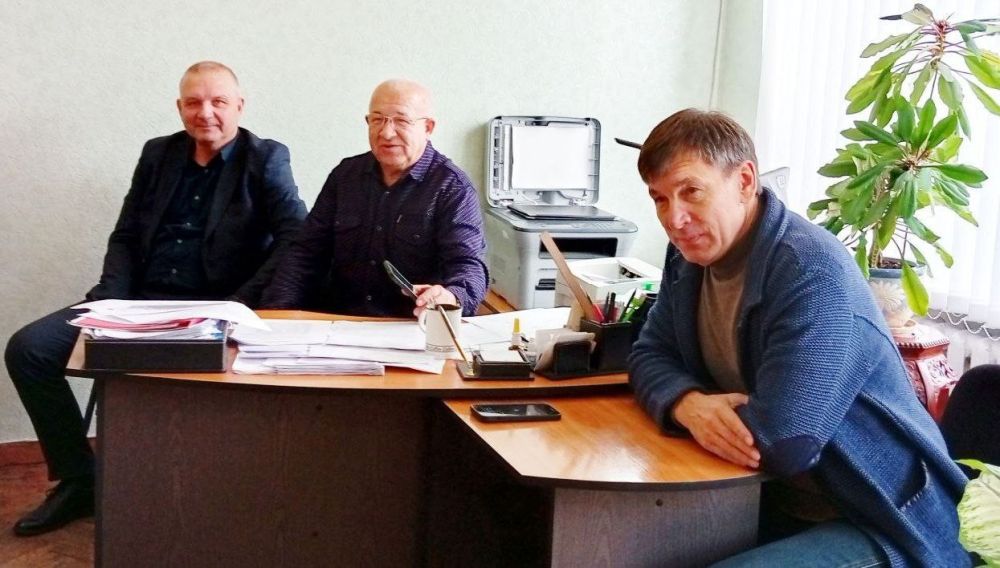 ������� ���������: � �����, 16 �������, ���������� ������� � �������� ����������� ���������� ������ (�� ������ ������) �...