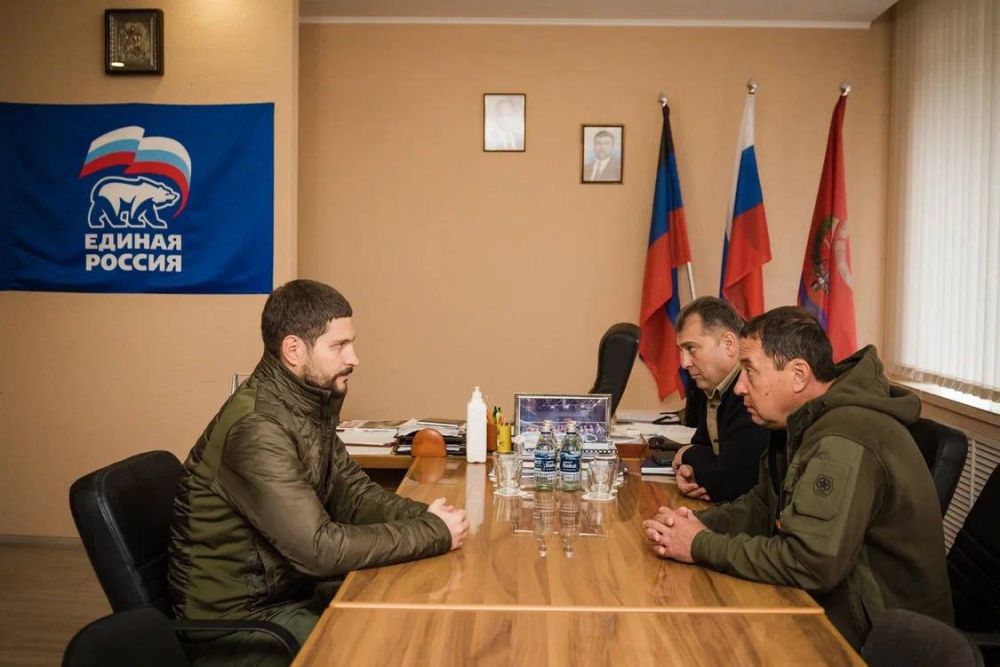 Александр Волошин: Посмотрели Волновахскую школу № 5, восстановленную за счет средств федерального бюджета