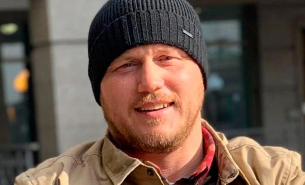 Муж блогера Елены Блиновский Алексей стал снайпером в зоне военной операции, рассказал РБК его знакомый