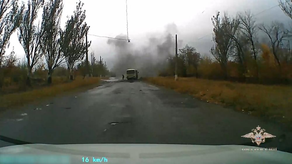 Ирина Волк: В Донецкой Народной Республике сотрудники полиции помогли пострадавшим от атаки дрона добраться до медицинского учреждения